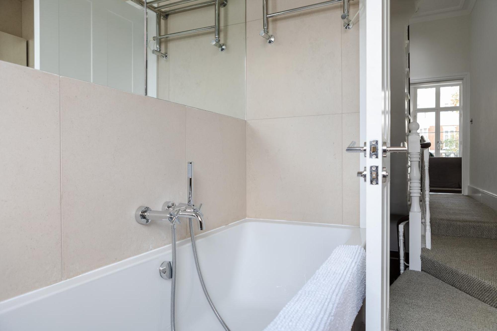 Number 53 - Stunning Maisonette With Parking In Kensington & Chelsea London Exterior photo