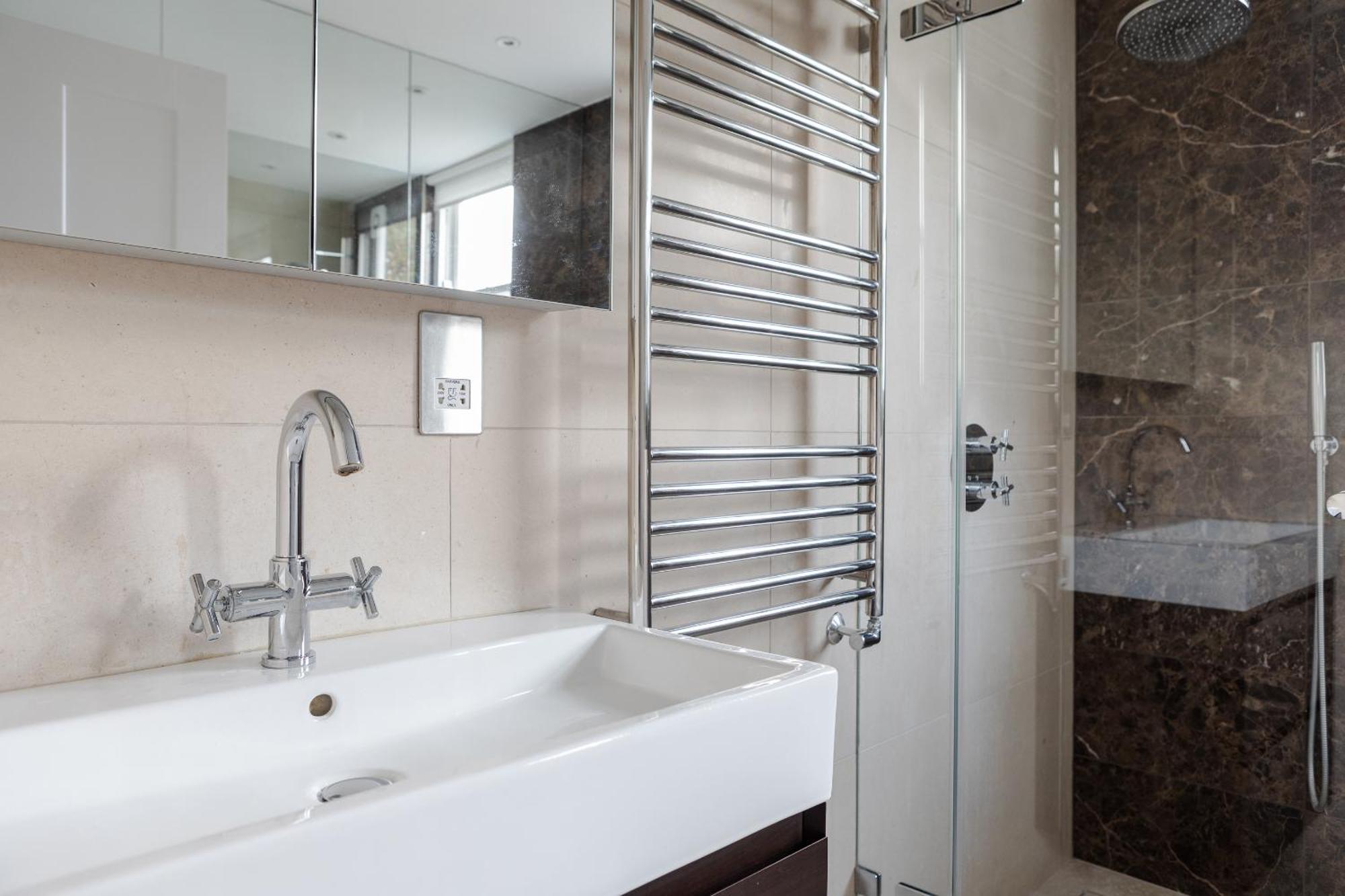 Number 53 - Stunning Maisonette With Parking In Kensington & Chelsea London Exterior photo