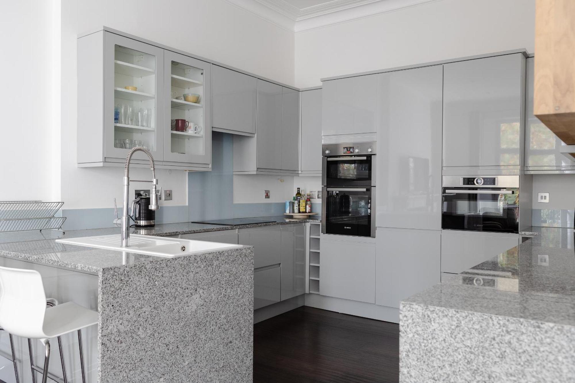 Number 53 - Stunning Maisonette With Parking In Kensington & Chelsea London Exterior photo
