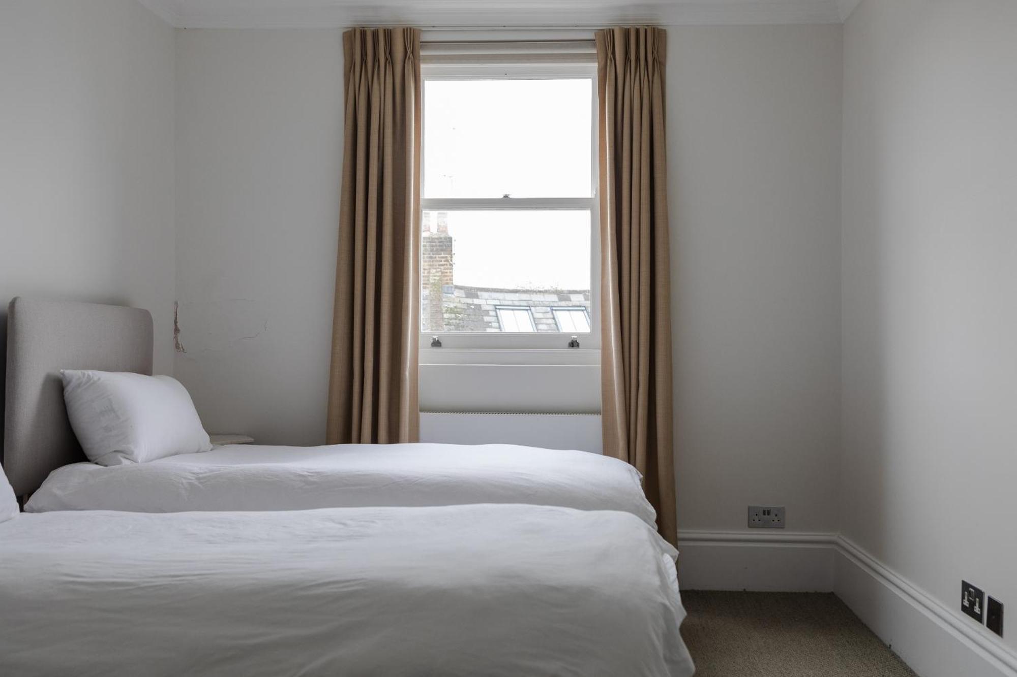 Number 53 - Stunning Maisonette With Parking In Kensington & Chelsea London Exterior photo